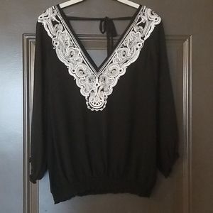 WHBM Black and White V-neck Embroid Silk Top Sz M